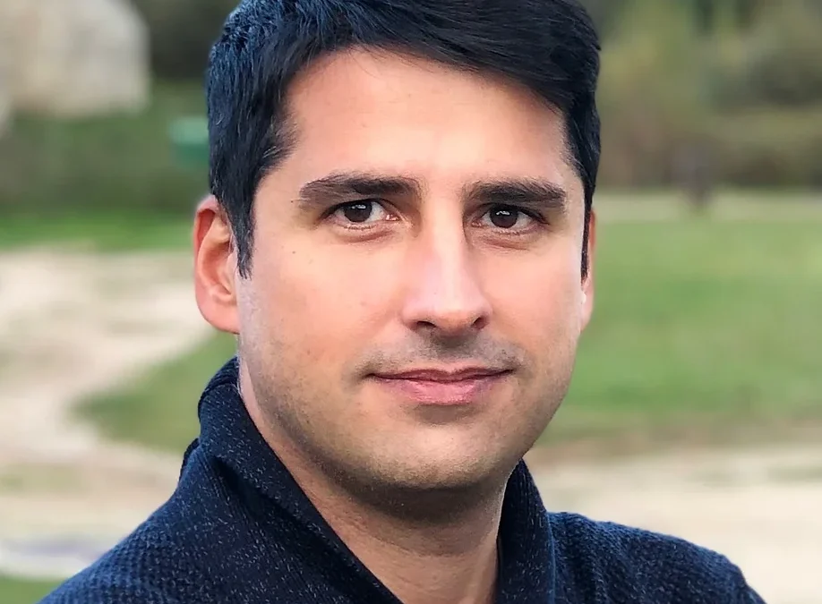Luis L. Schenoni